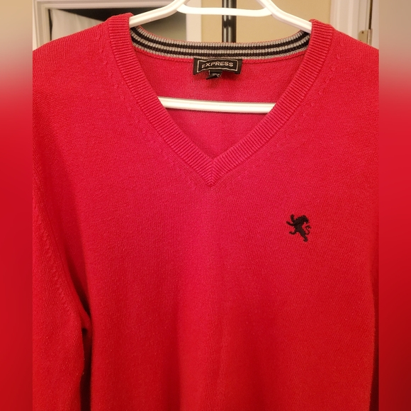 Men's Express Red Sweater Medium - Picture 4 of 7